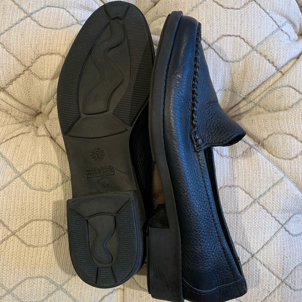Women’s Shoes - Picture 2 of 4